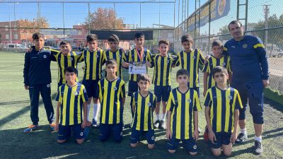 Diyarbakır’da Fenerbahçe Diyarbakır futbol okulu açıldı